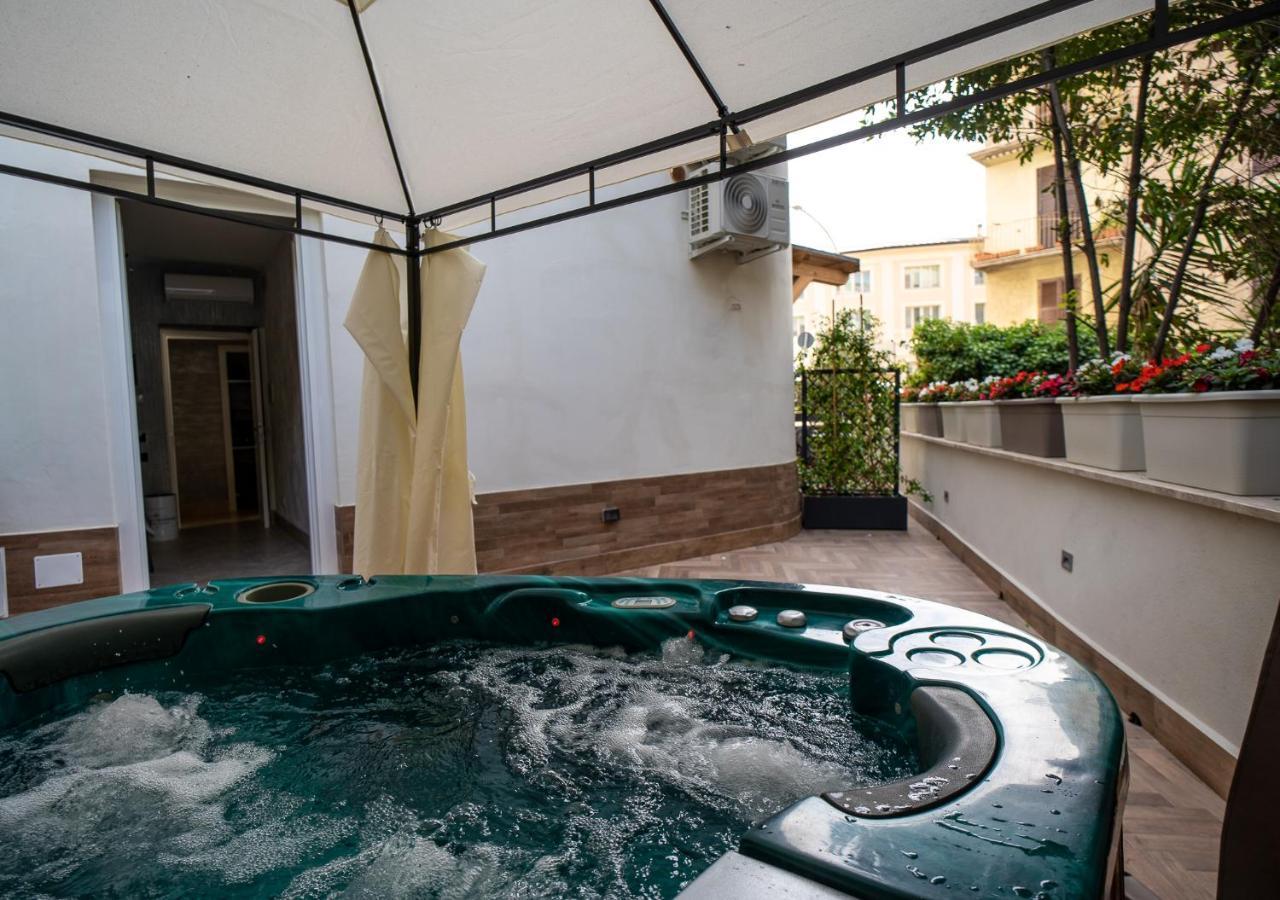 Luxury Cecilia Via Antonio Del Re 9 Tivoli Hotel Luaran gambar