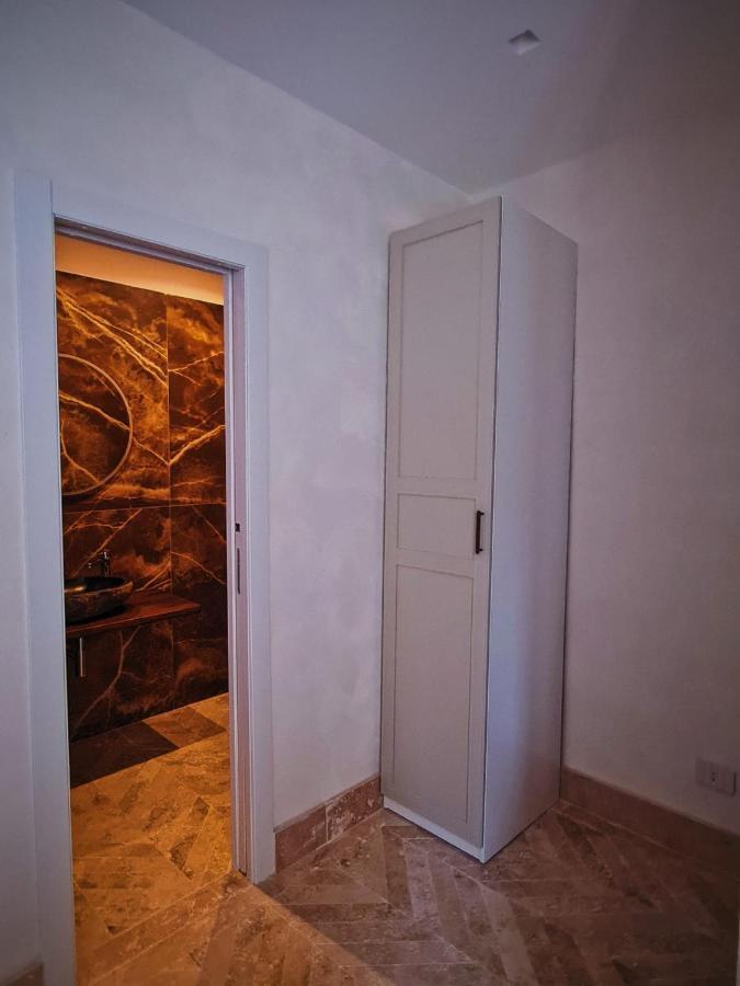 Luxury Cecilia Via Antonio Del Re 9 Tivoli Hotel Luaran gambar