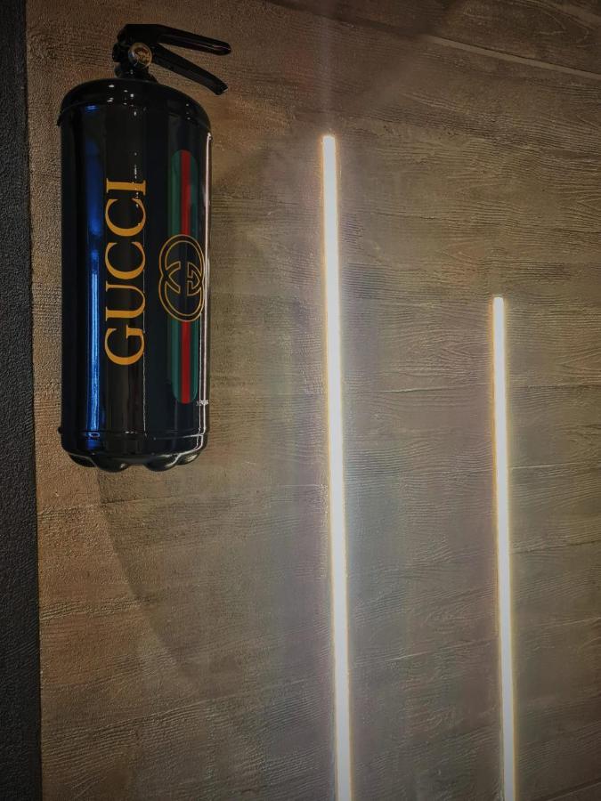 Luxury Cecilia Via Antonio Del Re 9 Tivoli Hotel Luaran gambar
